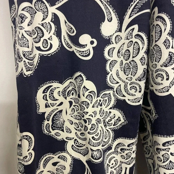 Oscar De La Renta  navy/white large flower capri pants size 8 - Picture 3 of 7